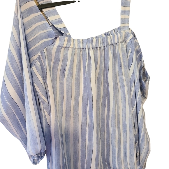 Vince  Camuto blue white stripes cold shoulder top blouse spaghetti strap - Picture 5 of 11